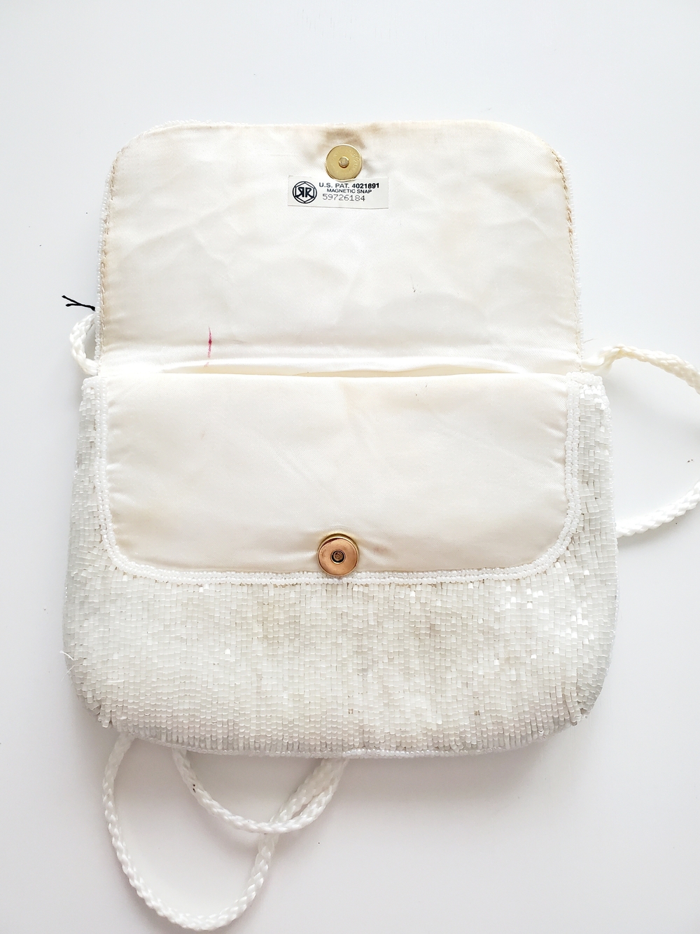 Handcrafted Vintage White Beaded Crossbody Bag - Picture 5 of 6